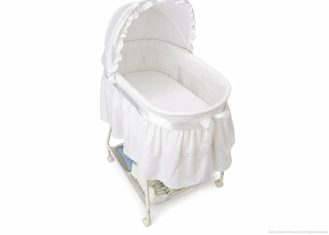 Delta Children Bassinets Classic Sweet Beginnings Bassinet 6 Delta Children Bassinets Classic Sweet Beginnings Bassinet
