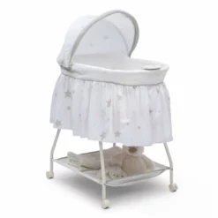 Delta Children Deluxe Sweet Beginnings Bassinet