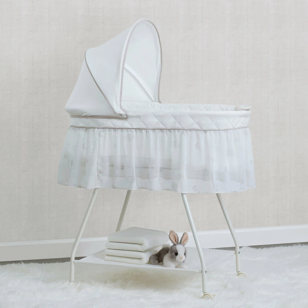 Delta Children Bassinets Classic Breeze Bassinet 3 Delta Children Bassinets Classic Breeze Bassinet