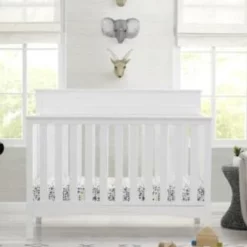 Delta Children Skylar 4-in-1 Convertible Crib Baby Cribs