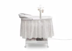 Bassinets Simmons Kids® Silent Auto Gliding Deluxe Bassinet