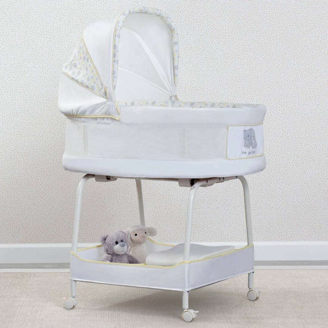 Delta Children Precious Moments Auto Glide Bassinet 4 Delta Children Precious Moments Auto Glide Bassinet