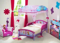 Delta Children Frozen Upholstered Chair