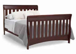 Delta Children Bentley 'S' Series 4-in-1 Crib