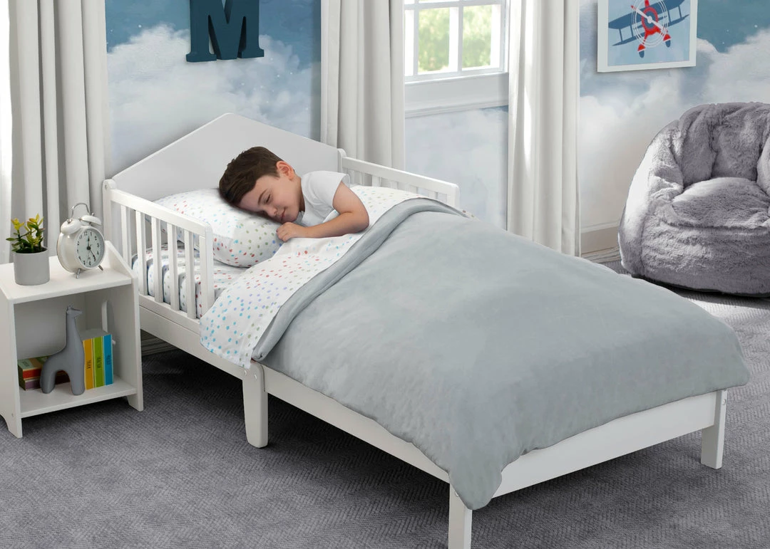 Delta Children What's New Weighted Blanket For Toddlers And Kids - 5 Pounds | 36-inch X 48-inch 4 Delta Children What's New Weighted Blanket For Toddlers And Kids - 5 Pounds | 36-inch X 48-inch