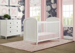 Delta Children What's New Rose Links Hand-Tufted Wool Blend Area Rug 5x8