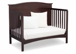 Delta Children Bennett 4-in-1 Convertible Crib